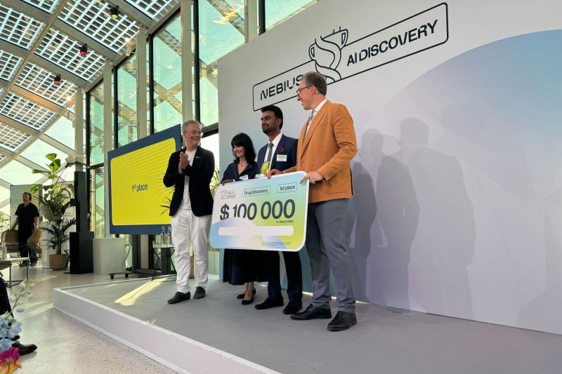 Aikium receives the Nebius award onstage in the Netherlands